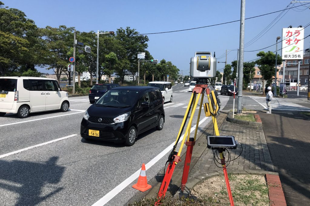 地上型レーザースキャナーを用いた起工測量(大津能登川長浜線)